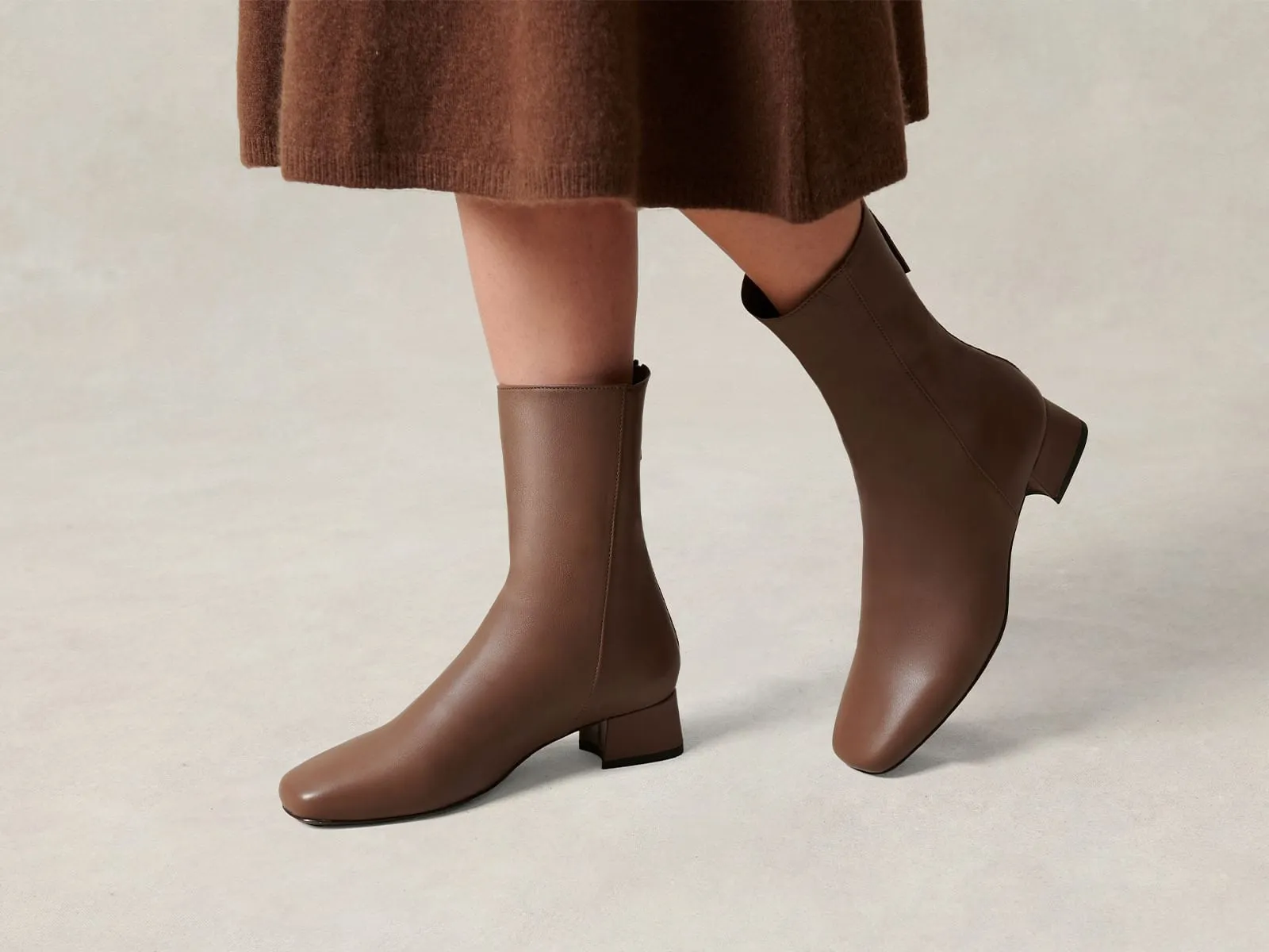 Debbie Boots in Khaki Brown Nappa