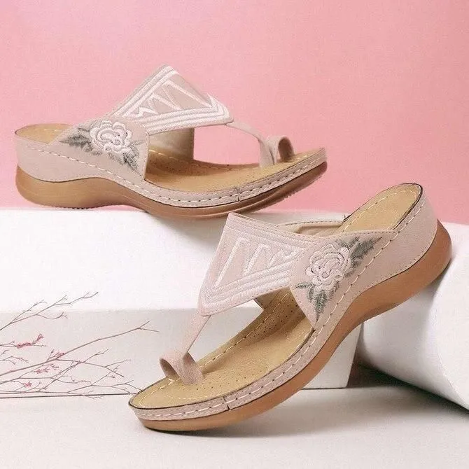 Embroidery Orthopedic Comfy Flip Flop Sandals Walking Leather Sandals 2024