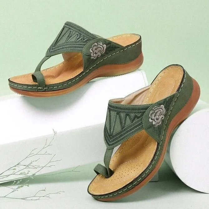 Embroidery Orthopedic Comfy Flip Flop Sandals Walking Leather Sandals 2024