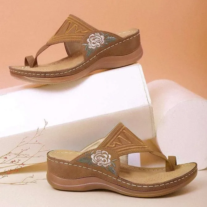 Embroidery Orthopedic Comfy Flip Flop Sandals Walking Leather Sandals 2024