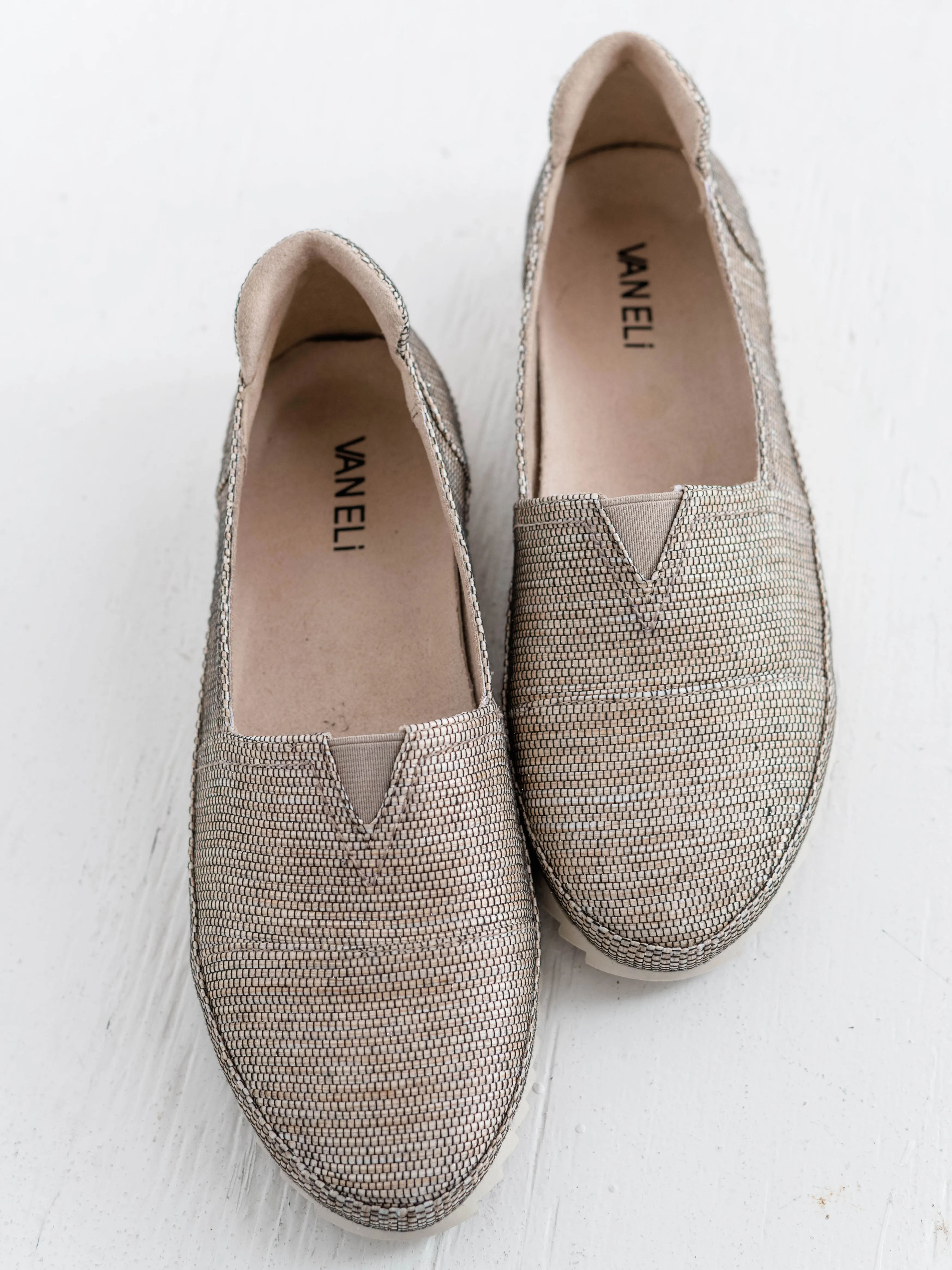 Veve by Vaneli